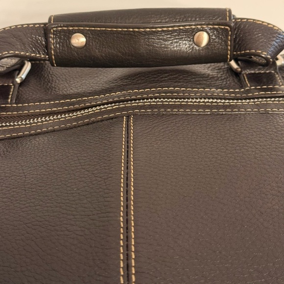 Levenger Dark BROWN Leather Expandable Laptop Messenger Bag Fits 16 In Computer - Picture 13 of 16